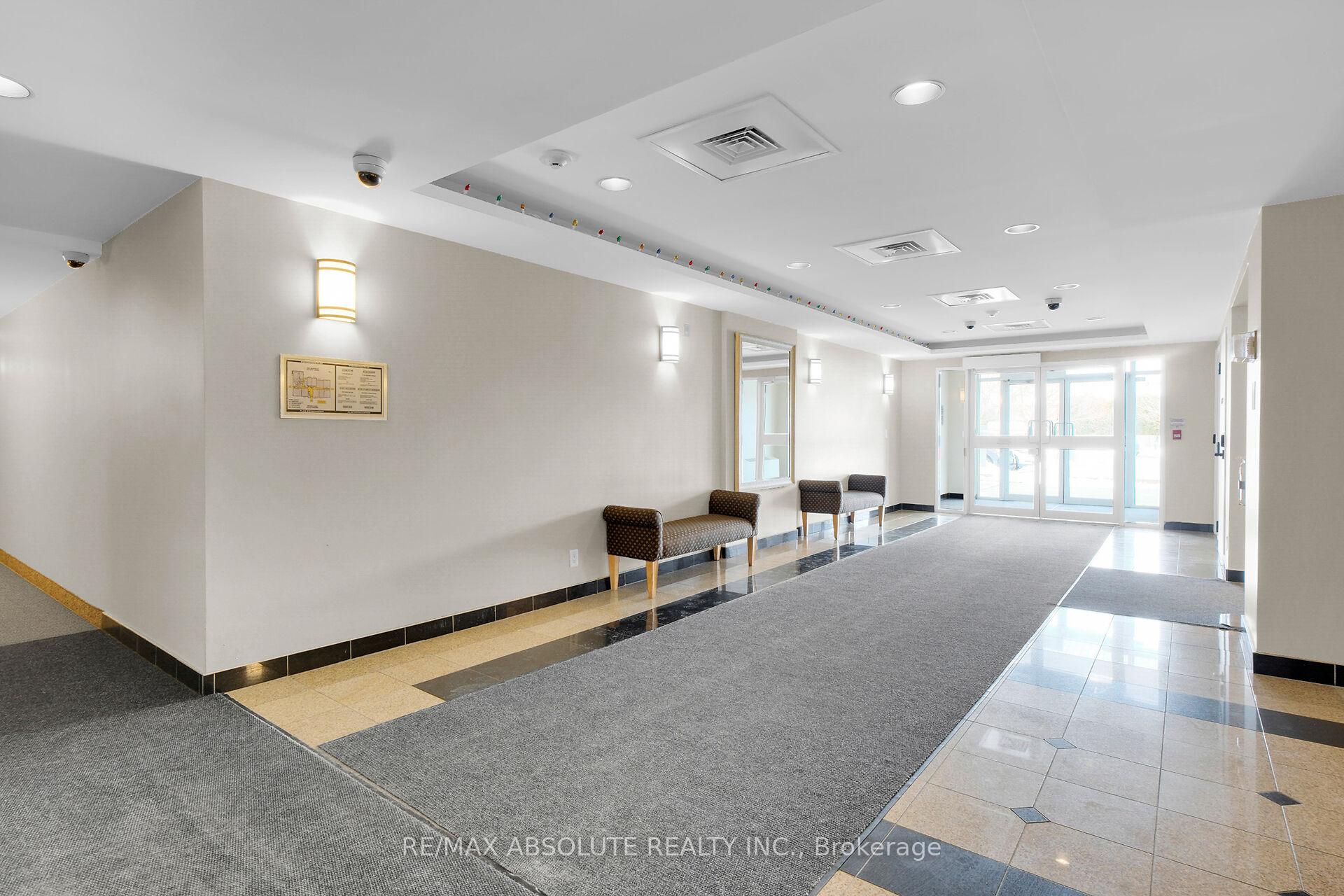 Photo 4 of Unit 511, 120 Grant Carman Drive, Ottawa, Borden Farm/Stewart Farm/Carleton Heights/Parkwood Hills — HOMEH