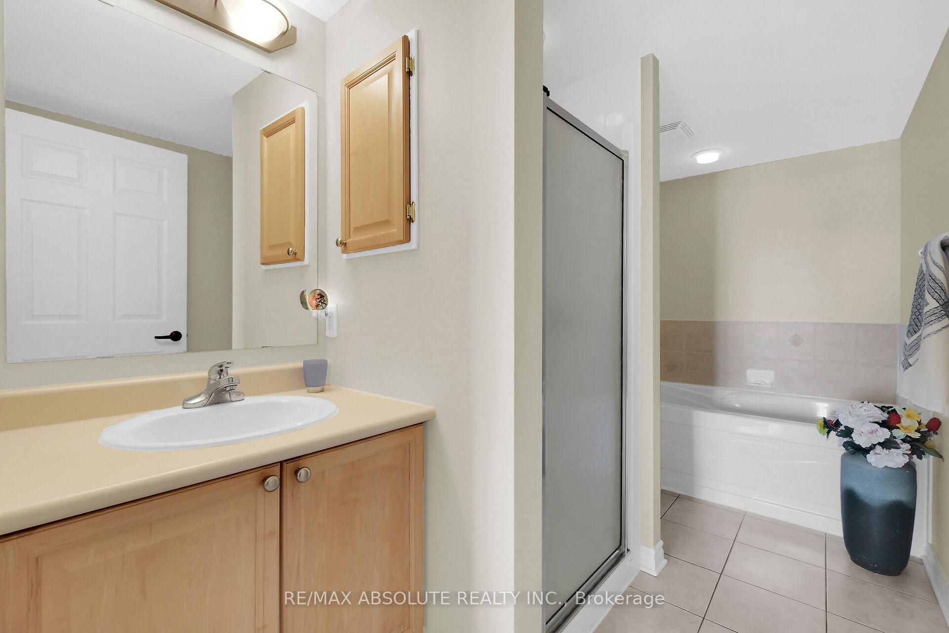 Photo 22 of Unit 511, 120 Grant Carman Drive, Ottawa, Borden Farm/Stewart Farm/Carleton Heights/Parkwood Hills — HOMEH