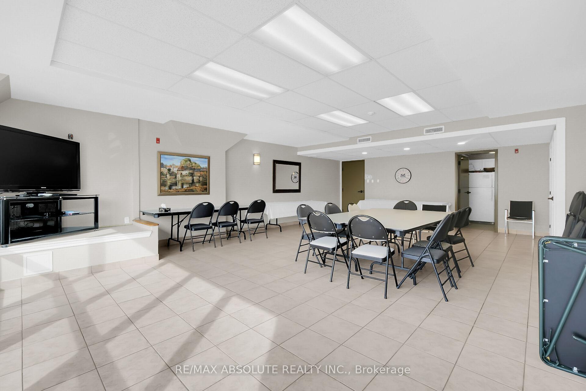 Photo 29 of Unit 511, 120 Grant Carman Drive, Ottawa, Borden Farm/Stewart Farm/Carleton Heights/Parkwood Hills — HOMEH