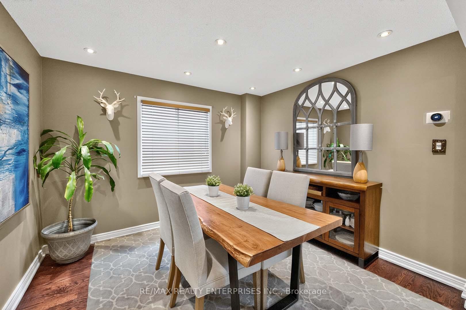 Photo 17 of 115 Vivians Crescent, Brampton, Fletcher's West — HOMEH