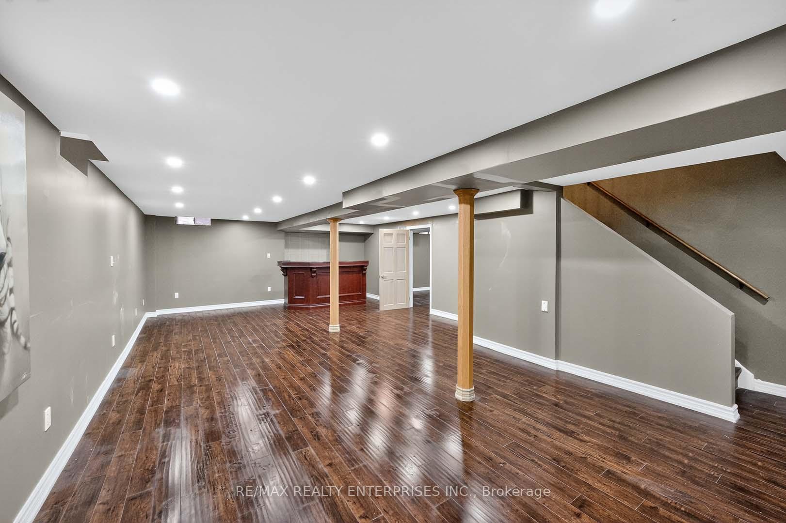 Photo 32 of 115 Vivians Crescent, Brampton, Fletcher's West — HOMEH