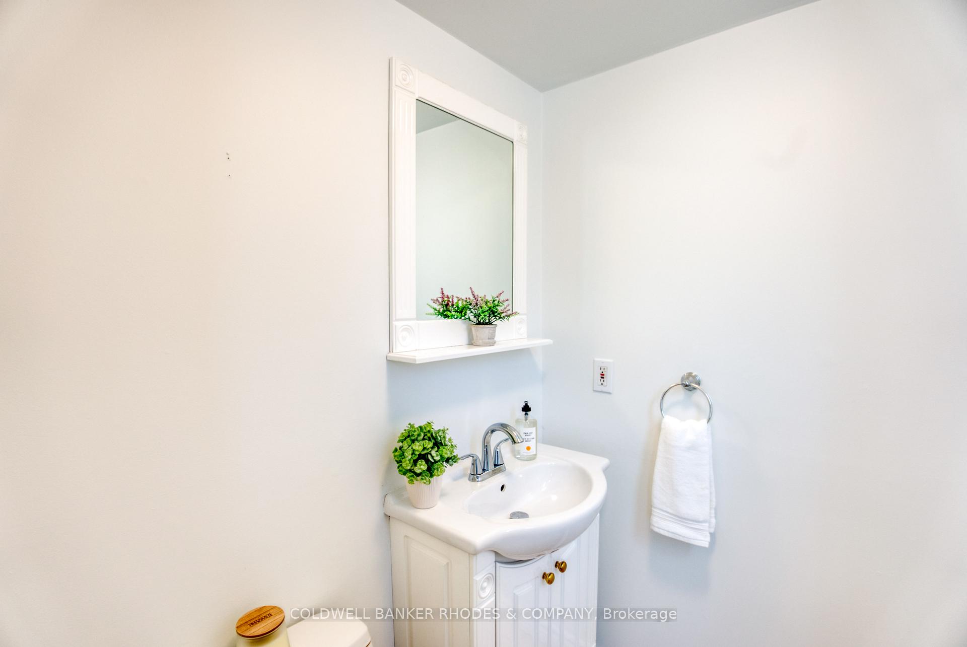 Photo 3 of Unit 69, 43 Jackson Court, Ottawa, Kanata - Beaverbrook — HOMEH