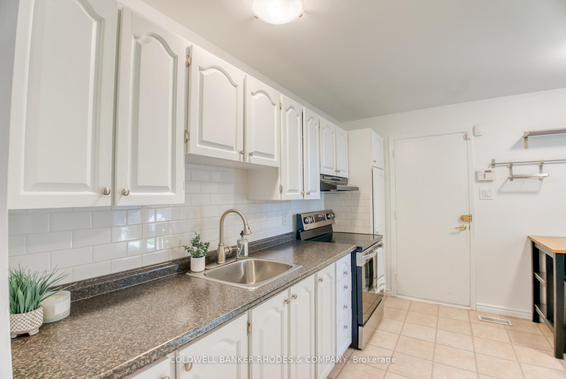Photo 10 of Unit 69, 43 Jackson Court, Ottawa, Kanata - Beaverbrook — HOMEH