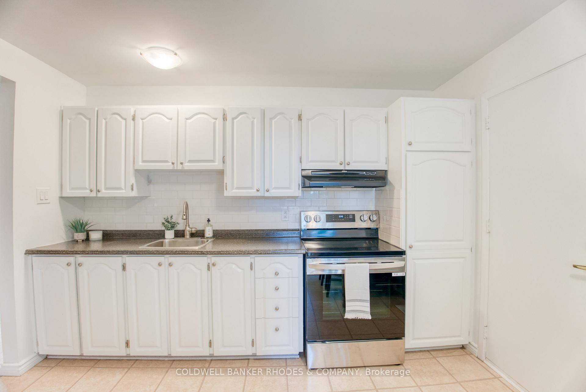 Photo 11 of Unit 69, 43 Jackson Court, Ottawa, Kanata - Beaverbrook — HOMEH