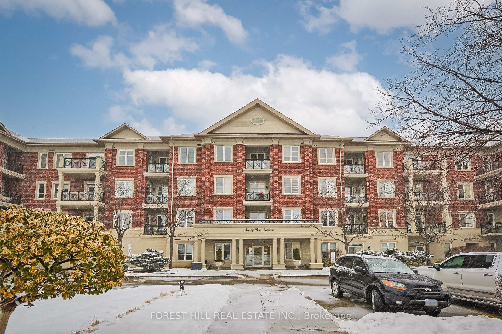 Photo 1 of Unit 317, 9519 Keele Street, Vaughan, Maple — HOMEH