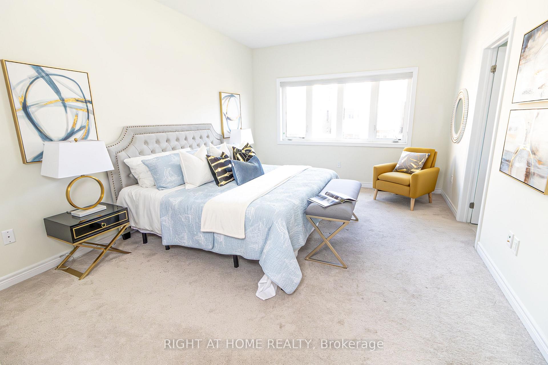 Photo 31 of 31 Pine Hill Crescent, Aurora, Aurora Estates — HOMEH