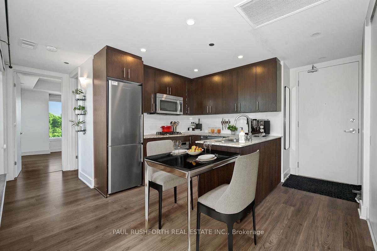 Photo 6 of Unit 813, 7 Marquette Avenue, Ottawa, Vanier — HOMEH