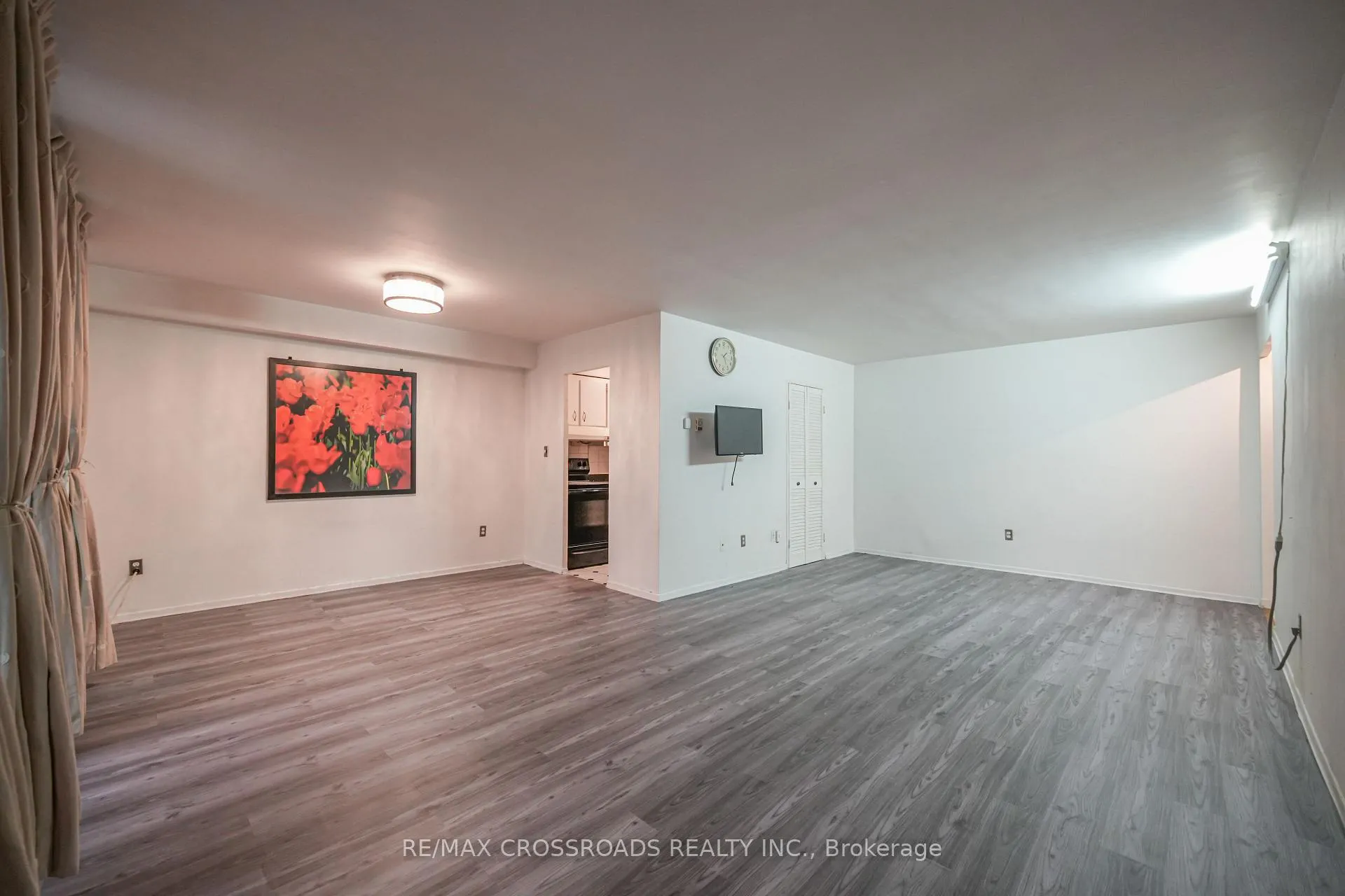 Photo 9 of Unit 2616, 5 Massey Square, Toronto, Crescent Town — HOMEH