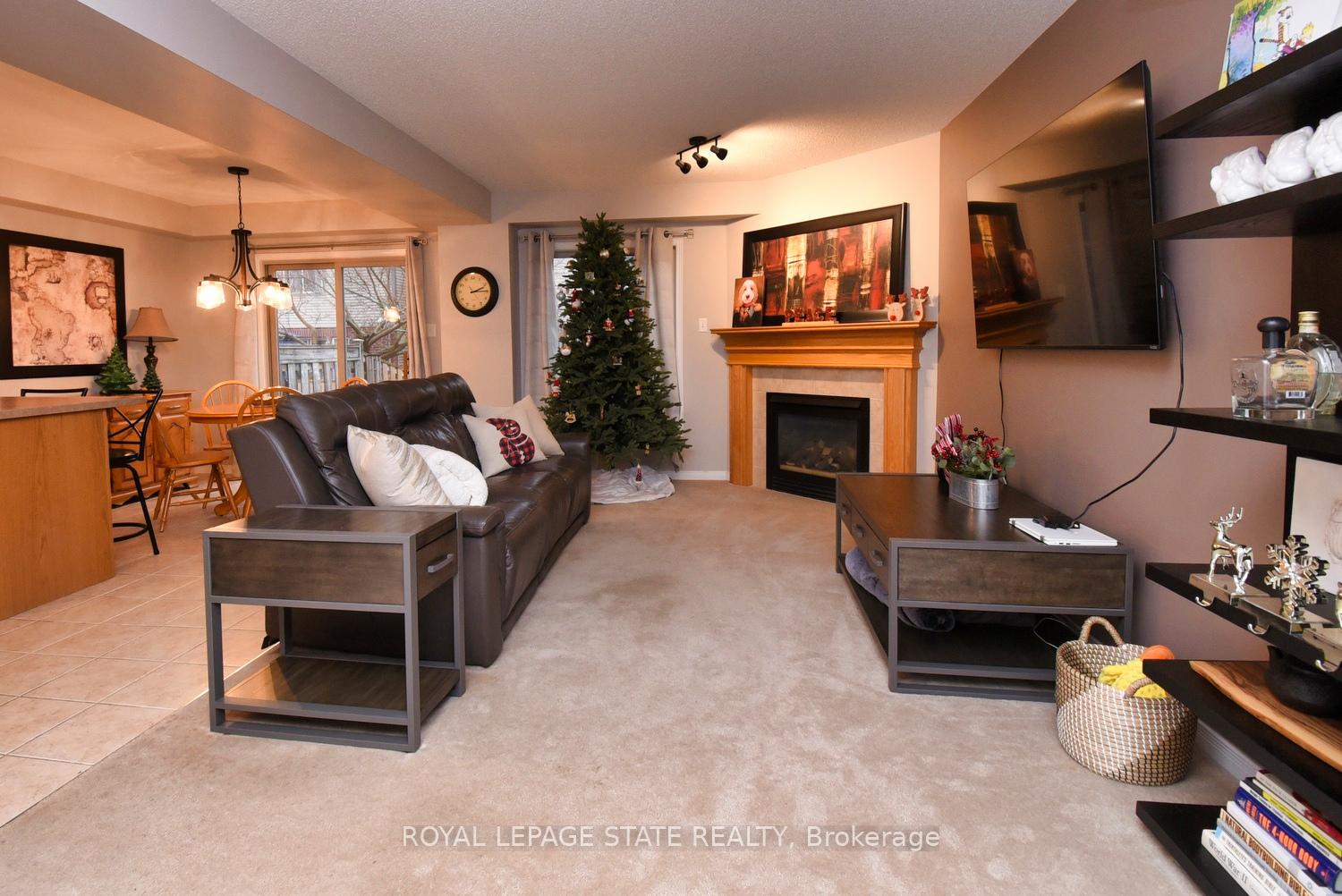 Photo 9 of Unit 8, 18 Cedar Street, Grimsby, Grimsby West — HOMEH