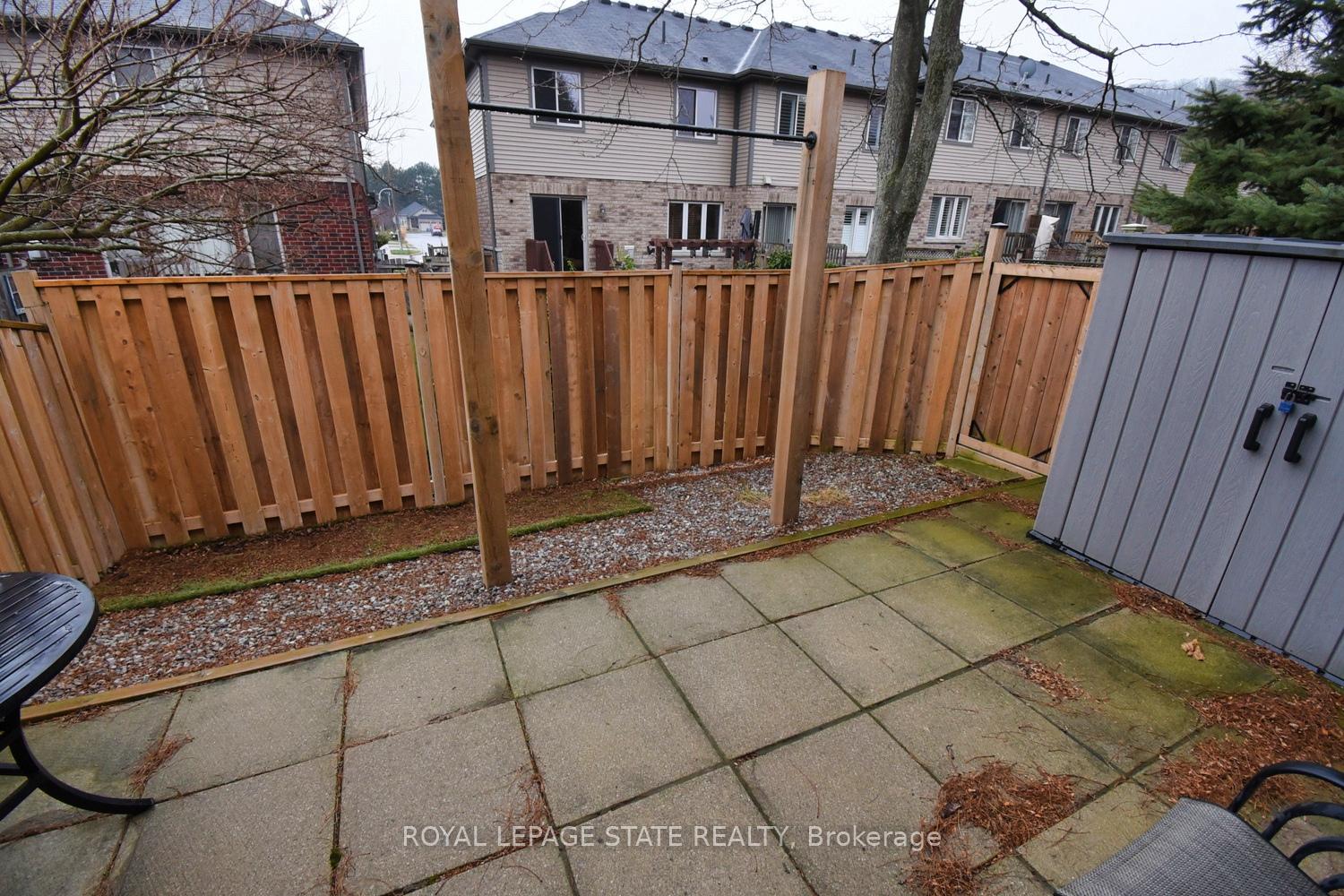 Photo 29 of Unit 8, 18 Cedar Street, Grimsby, Grimsby West — HOMEH