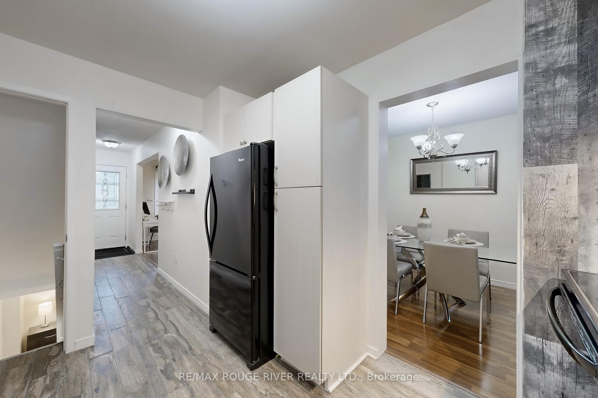 Photo 12 of Unit 5, 611 Galahad Drive, Oshawa, Eastdale — HOMEH