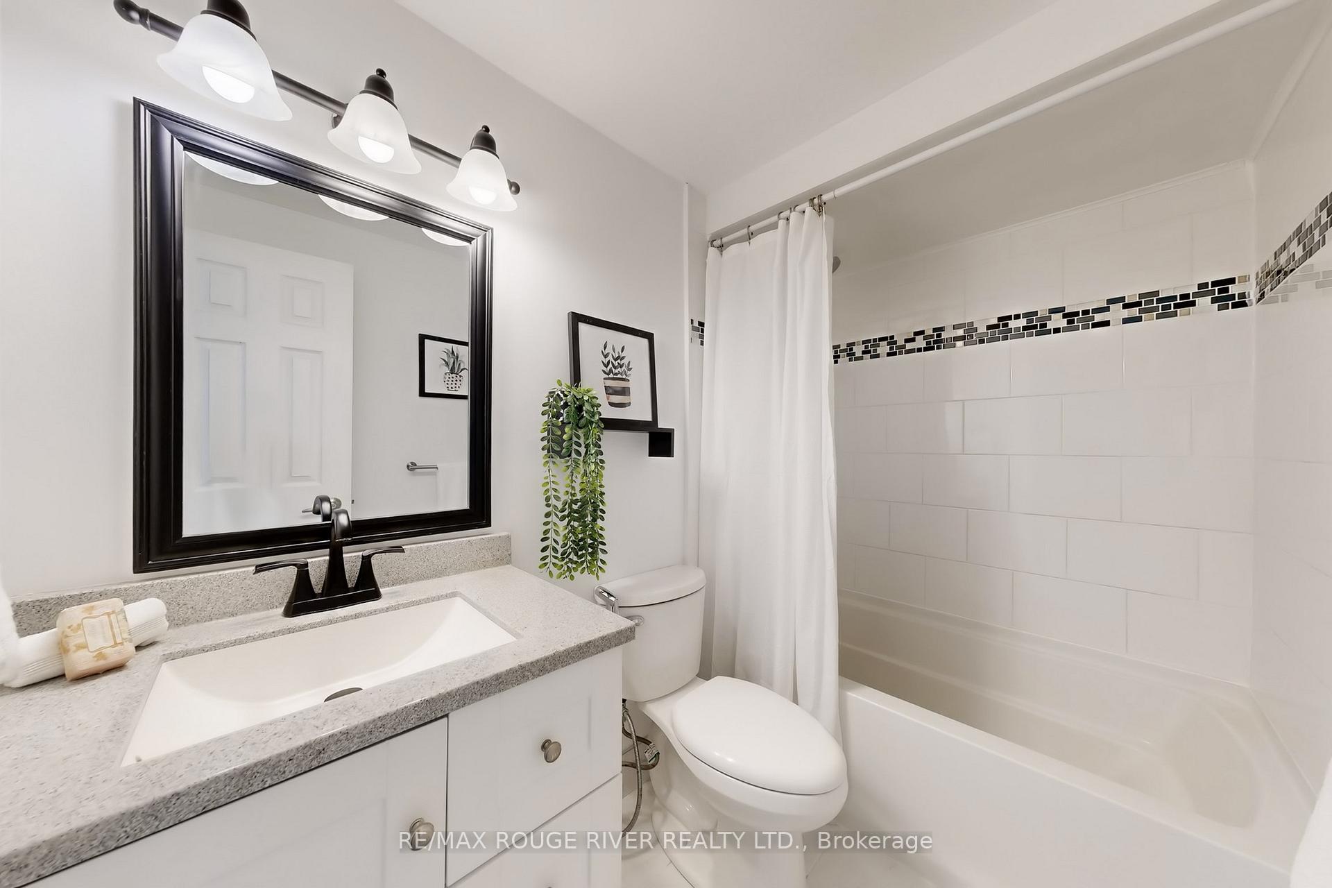 Photo 25 of Unit 5, 611 Galahad Drive, Oshawa, Eastdale — HOMEH