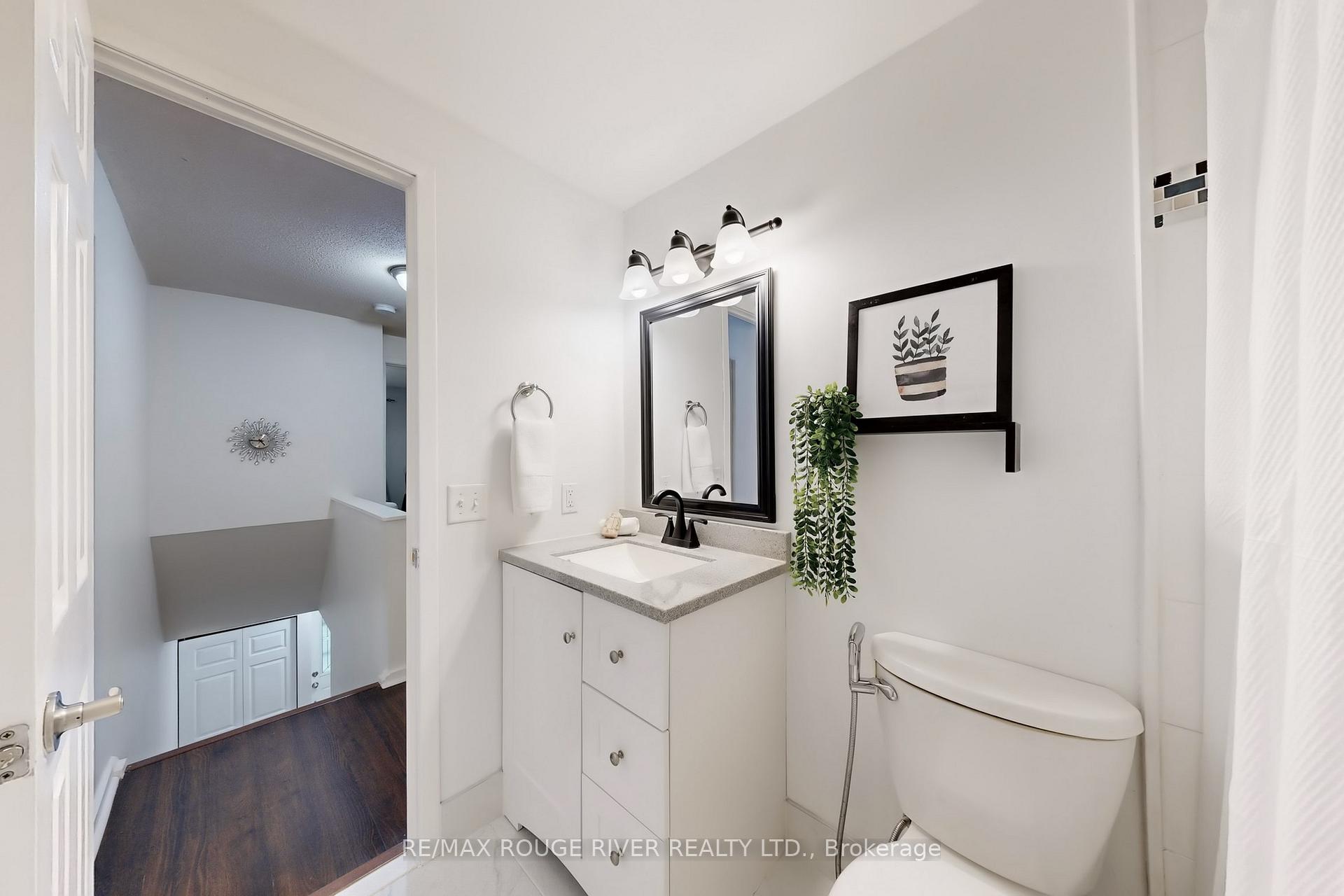 Photo 26 of Unit 5, 611 Galahad Drive, Oshawa, Eastdale — HOMEH