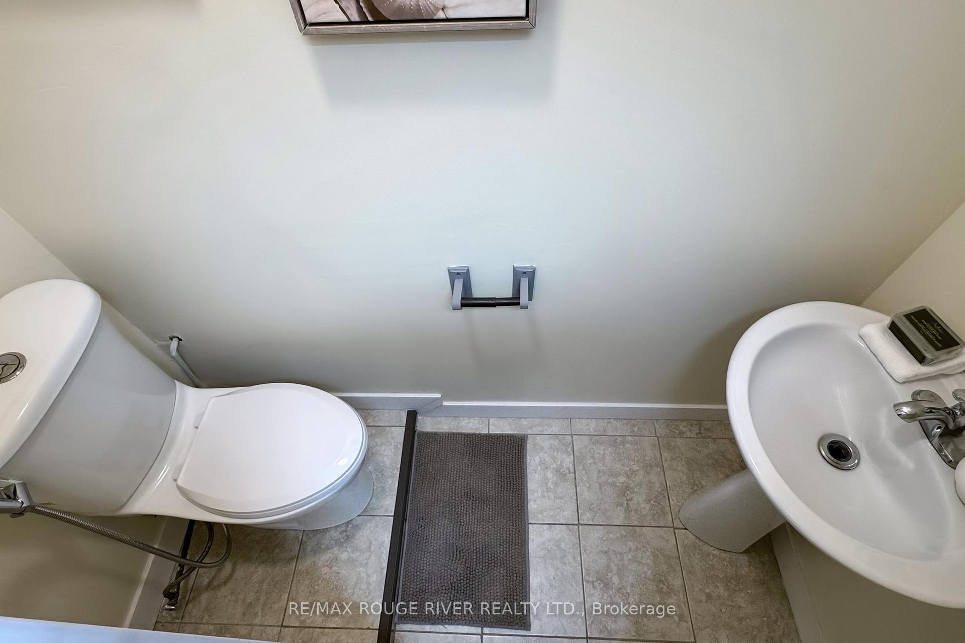 Photo 37 of Unit 5, 611 Galahad Drive, Oshawa, Eastdale — HOMEH