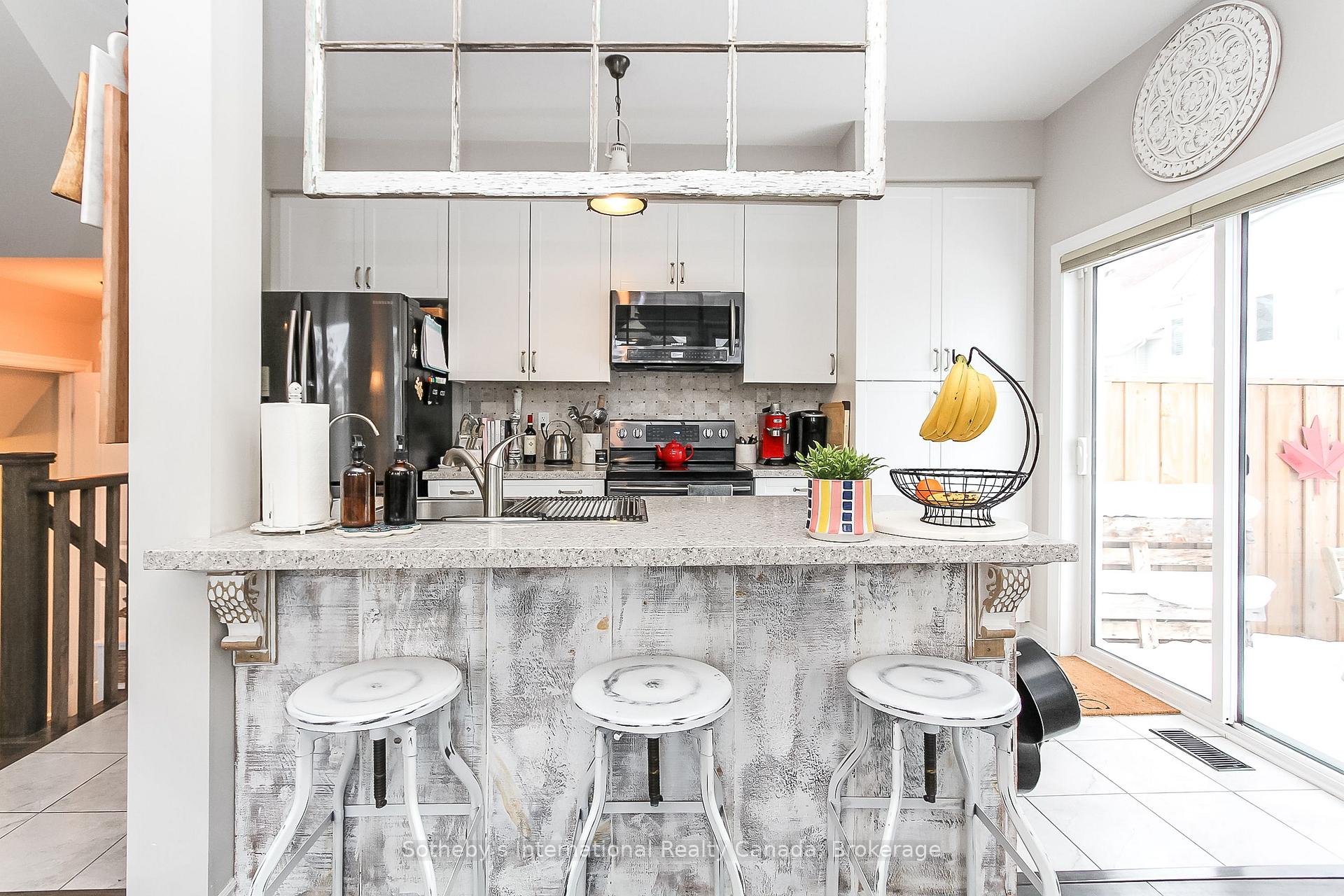 Photo 13 of 7 Lett Avenue, Collingwood — HOMEH