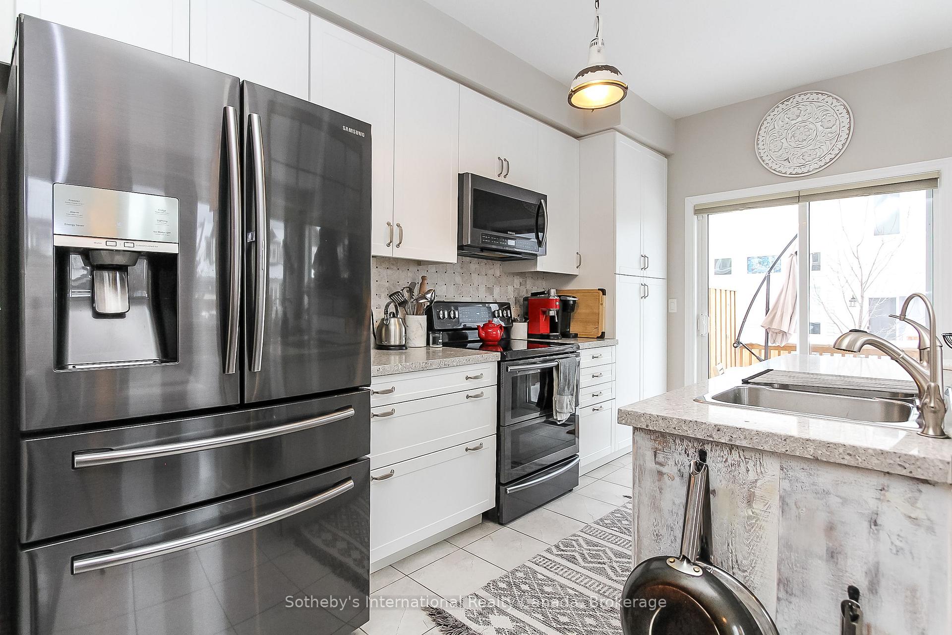 Photo 14 of 7 Lett Avenue, Collingwood — HOMEH
