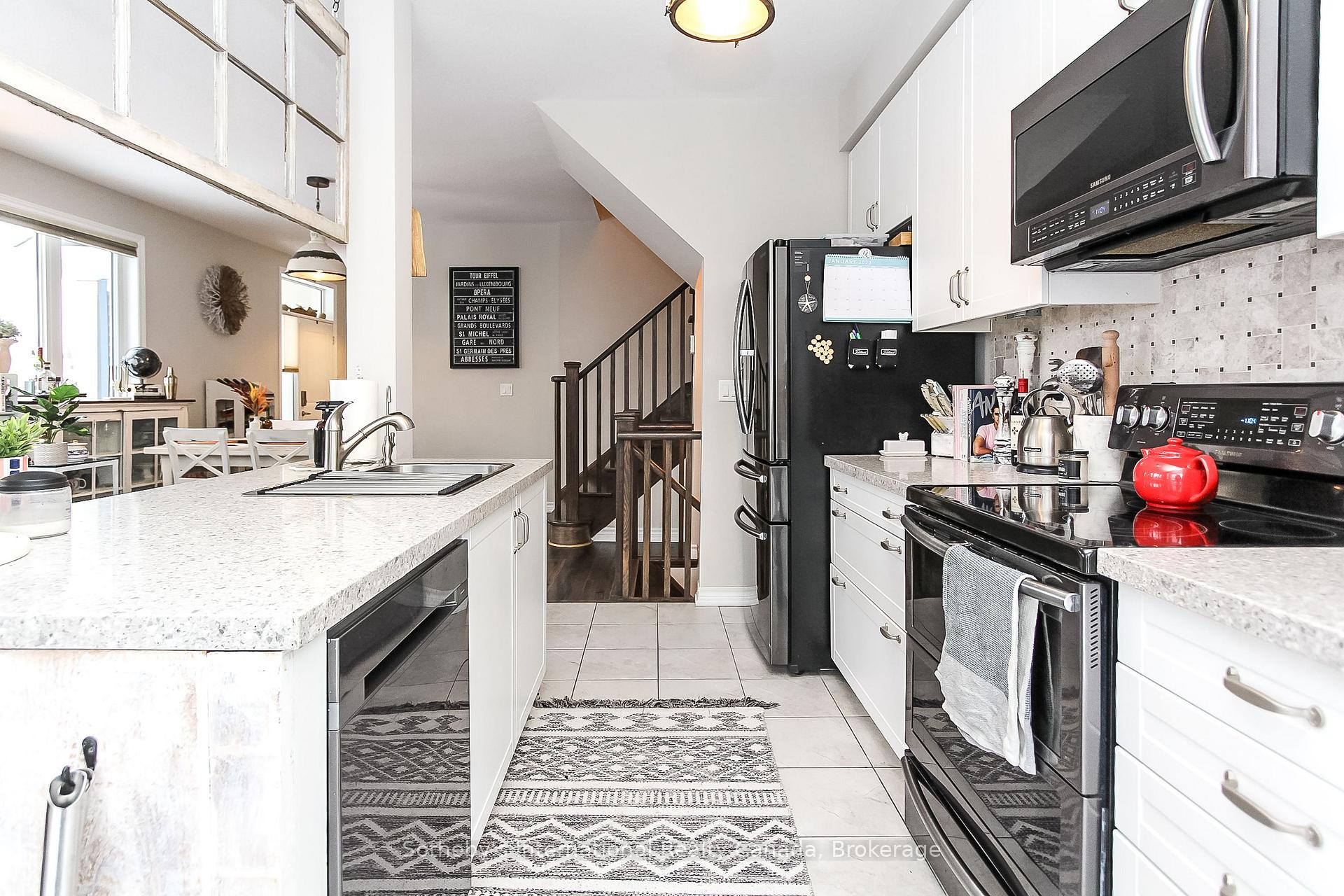 Photo 16 of 7 Lett Avenue, Collingwood — HOMEH