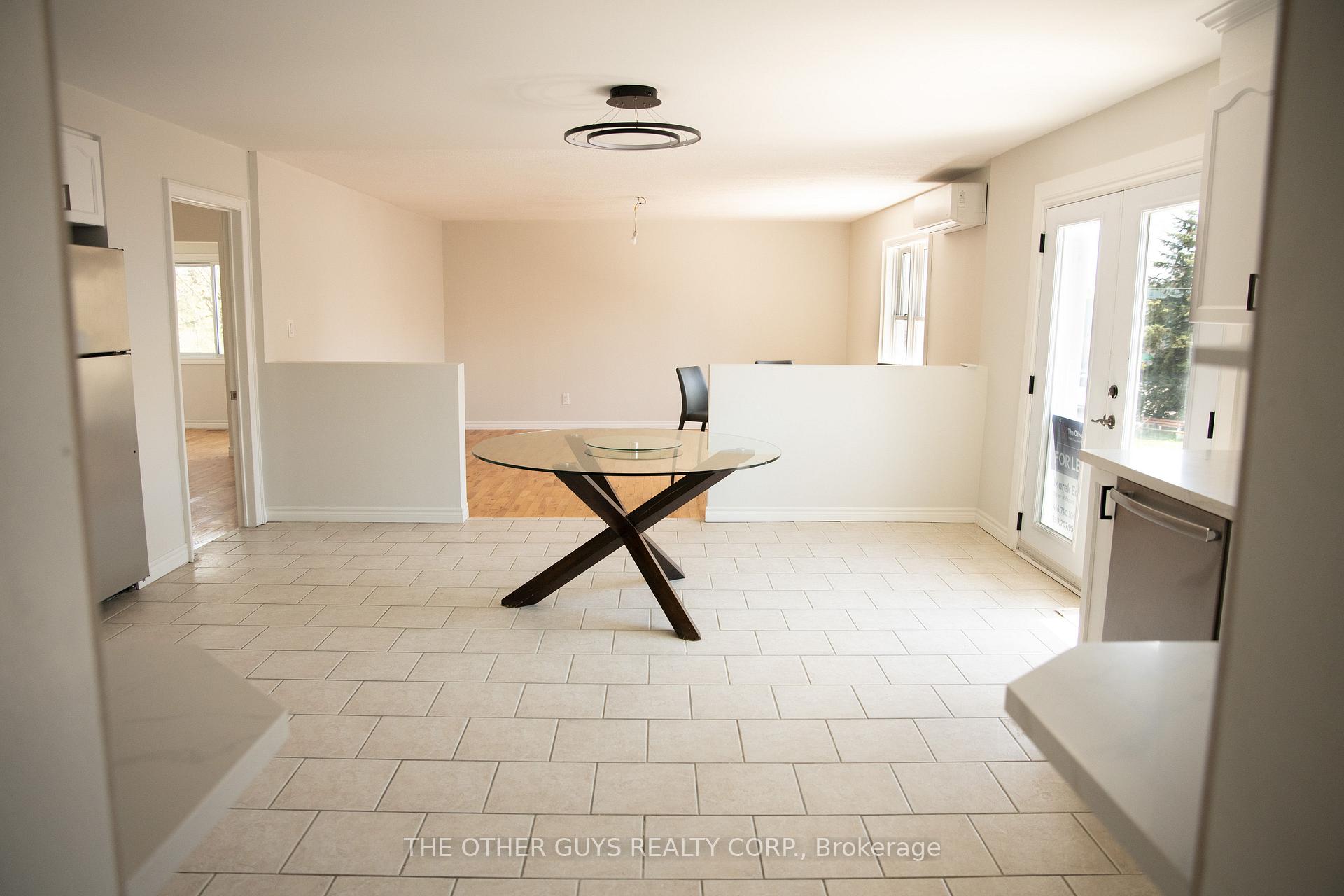 Photo 4 of Unit Upper, 244 Barrie Street, Essa, Thornton — HOMEH