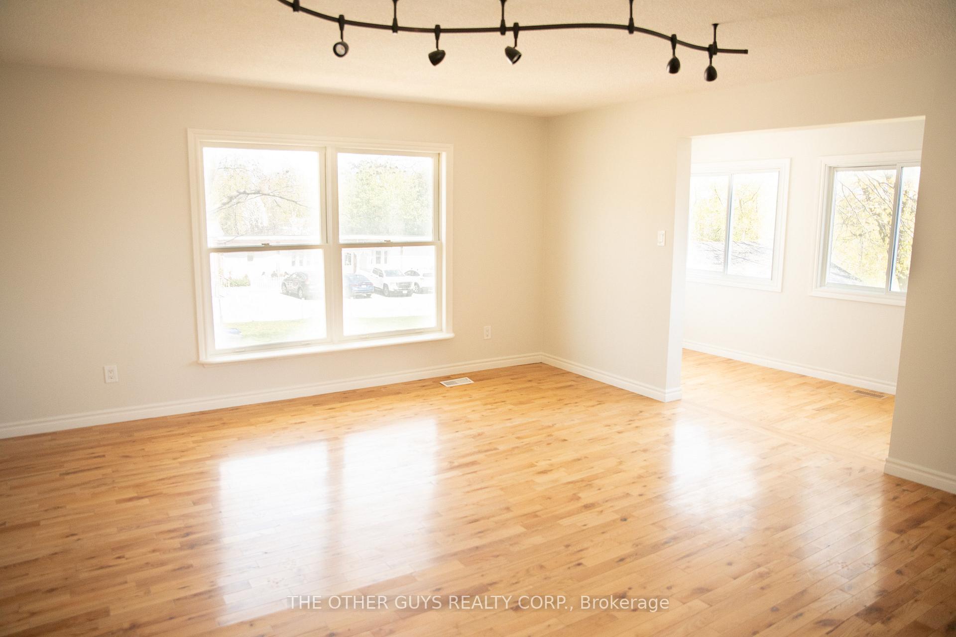 Photo 7 of Unit Upper, 244 Barrie Street, Essa, Thornton — HOMEH
