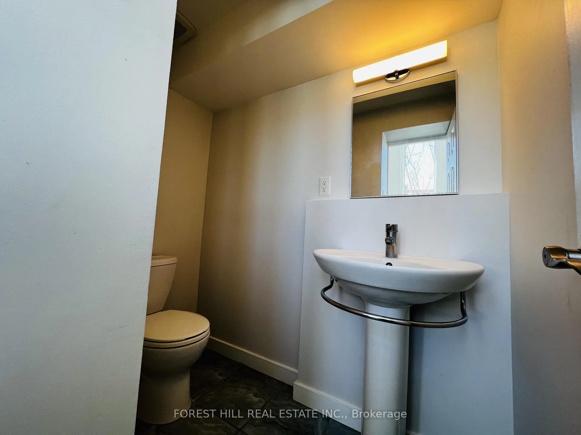 Photo 13 of Unit LOWER, 48 Steel Street, Barrie, Grove East — HOMEH