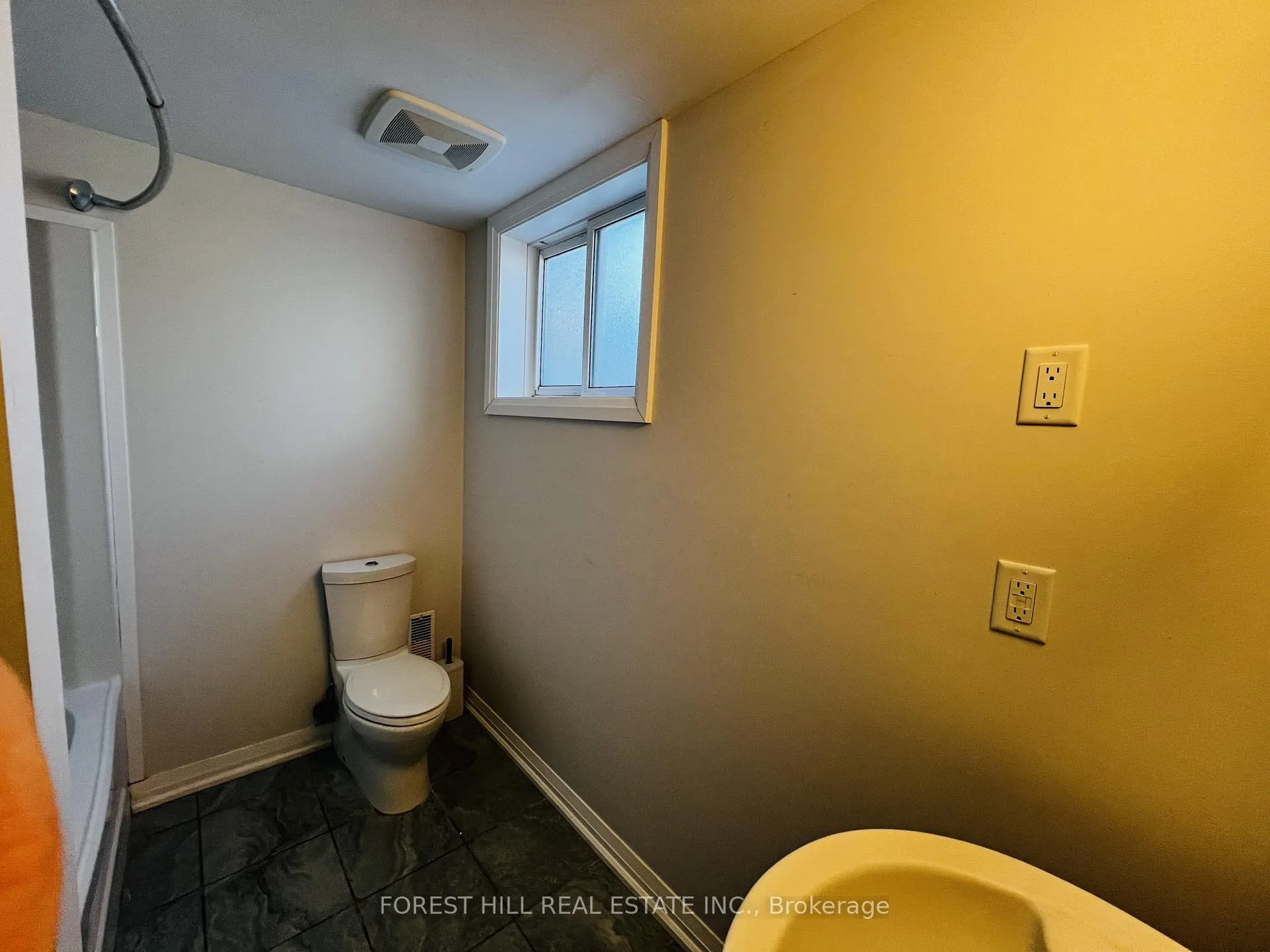 Photo 20 of Unit LOWER, 48 Steel Street, Barrie, Grove East — HOMEH