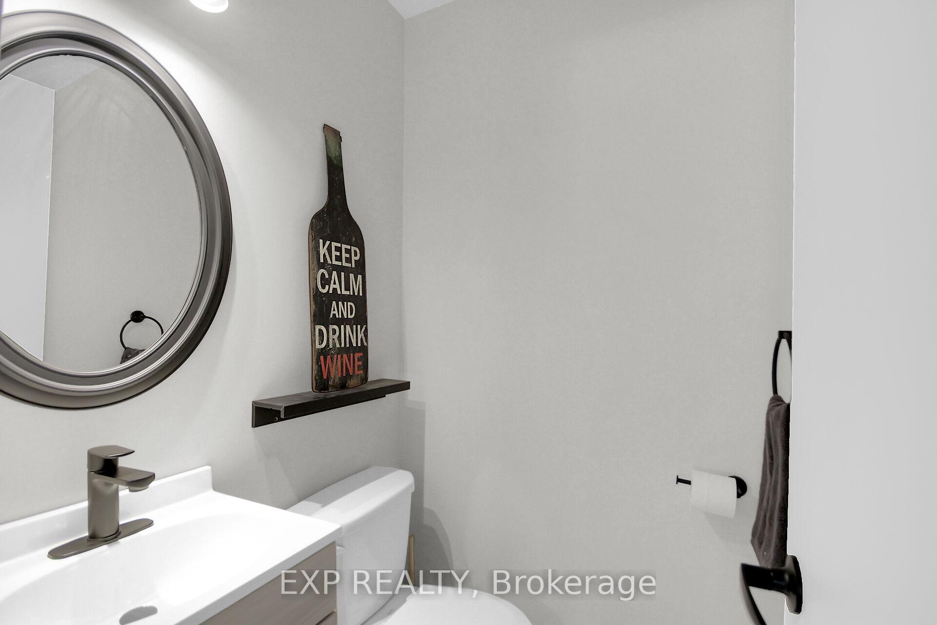 Photo 27 of 83 Hadley Circle, Ottawa, Bells Corners — HOMEH
