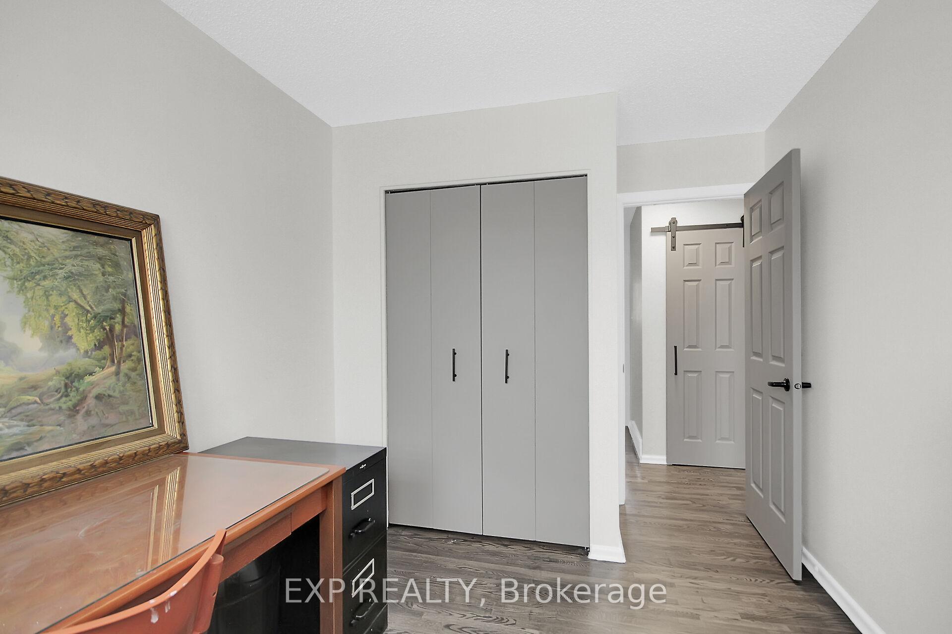 Photo 36 of 83 Hadley Circle, Ottawa, Bells Corners — HOMEH