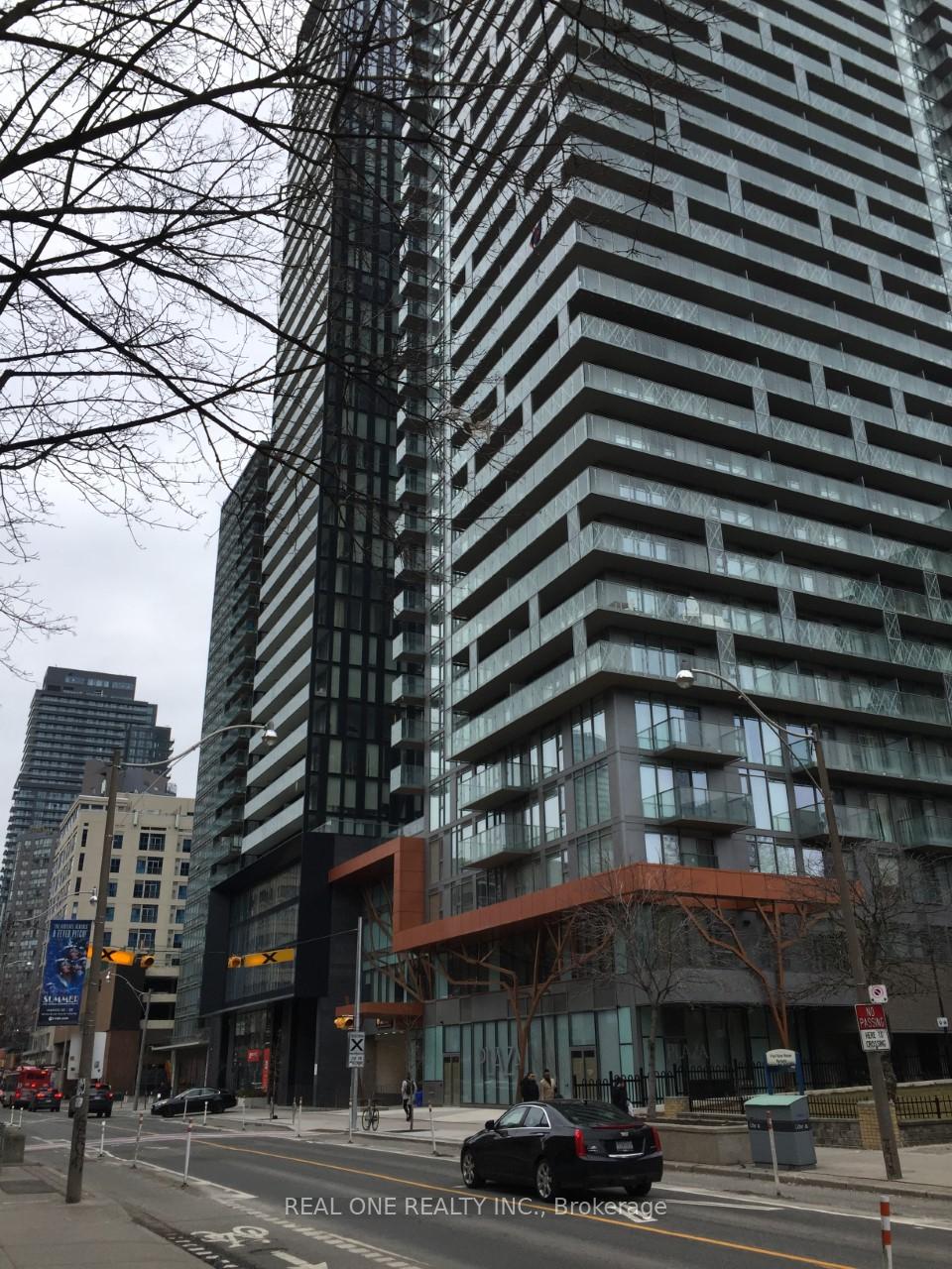 Front of Unit 3706, 50 Wellesley Street E