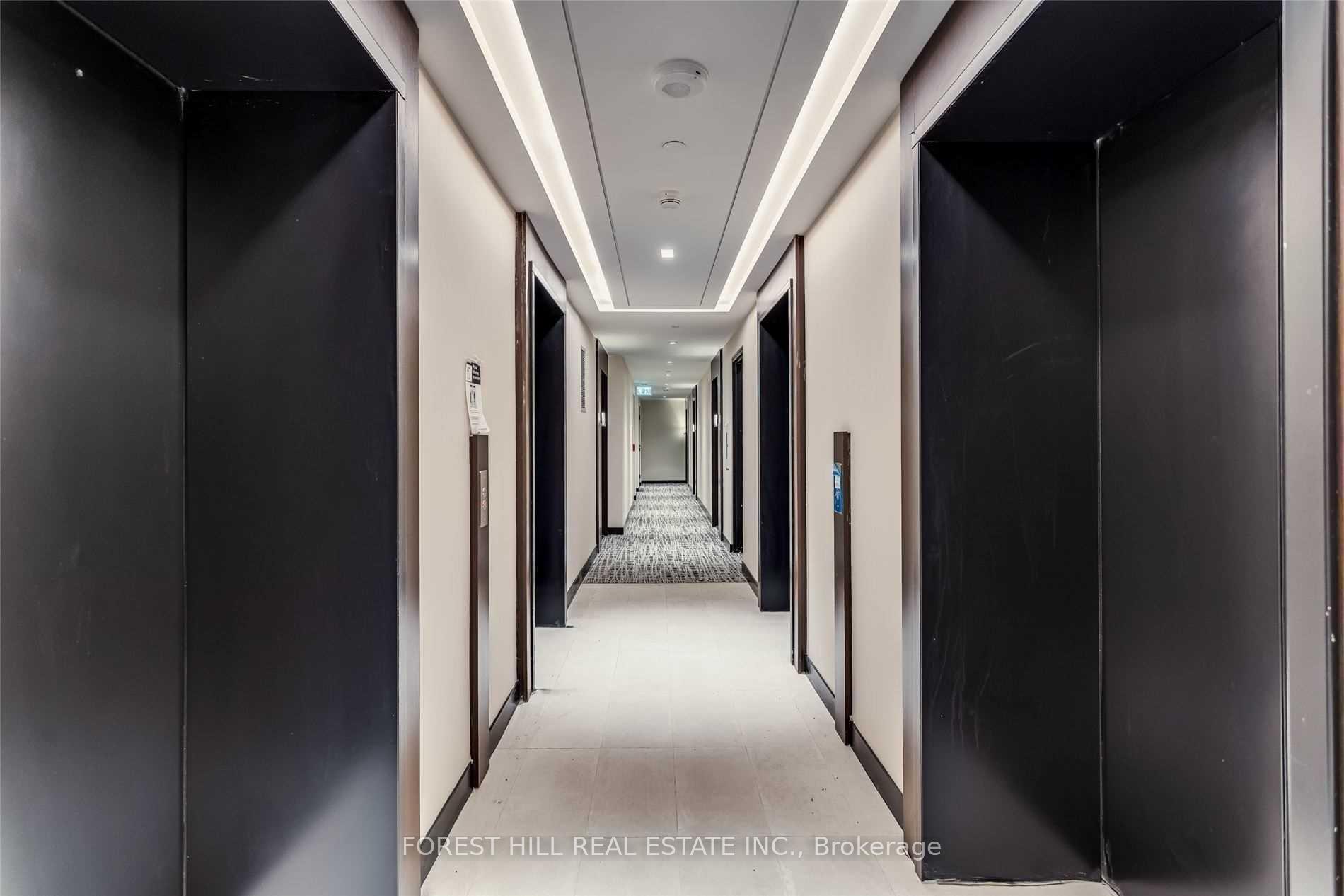 Photo 2 of Unit 5511, 2221 Yonge Street, Toronto, Mount Pleasant West — HOMEH