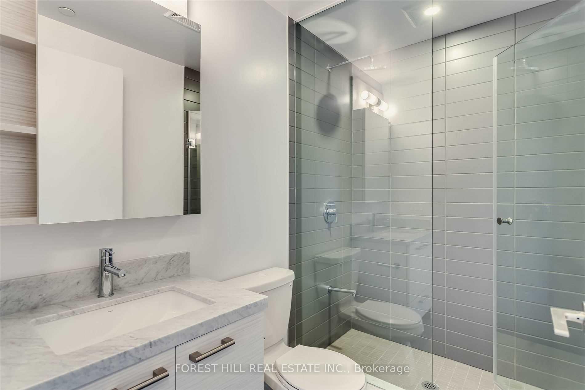Photo 8 of Unit 5511, 2221 Yonge Street, Toronto, Mount Pleasant West — HOMEH