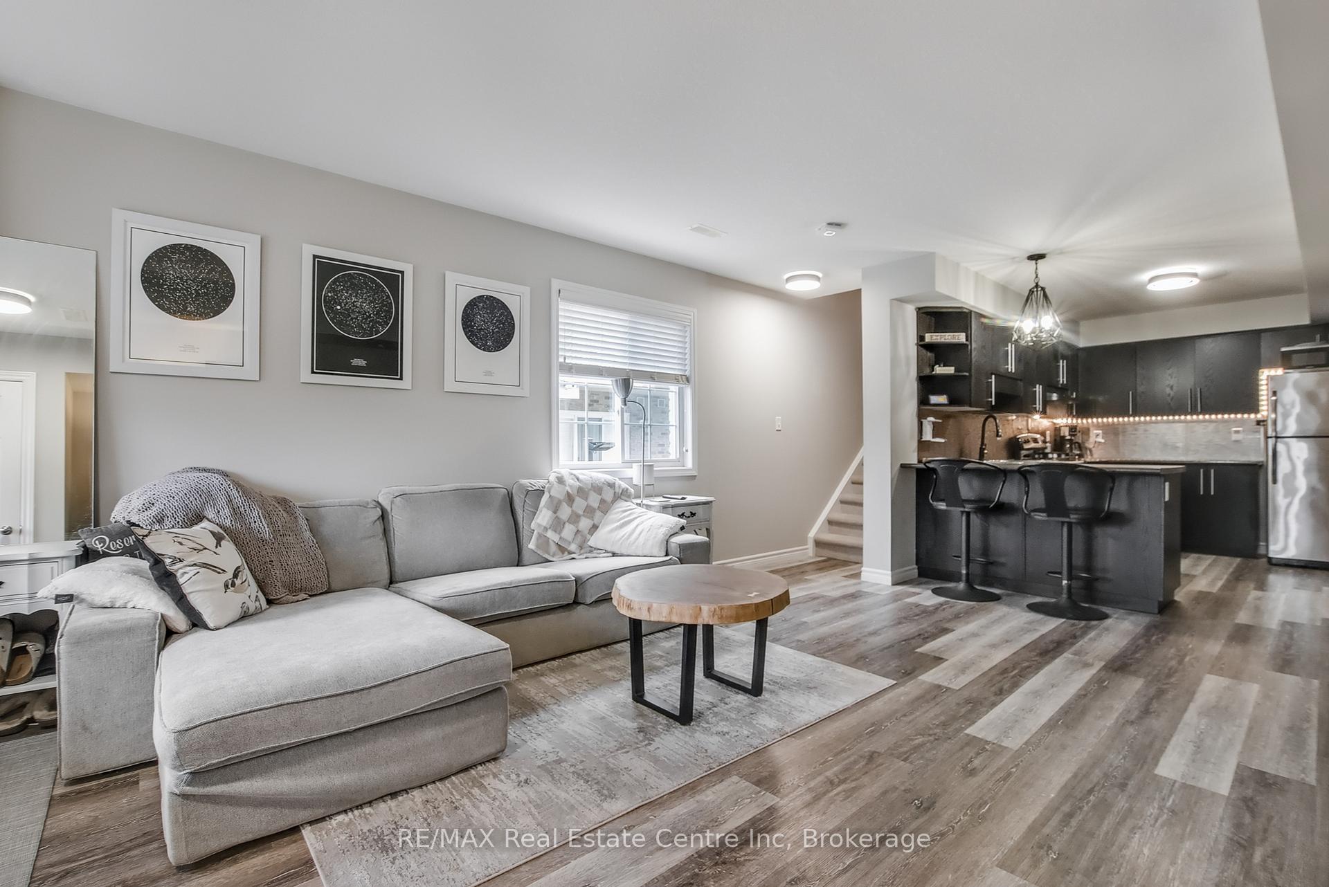 Photo 9 of Unit 33, 35 Mountford Drive, Guelph, Grange Road — HOMEH