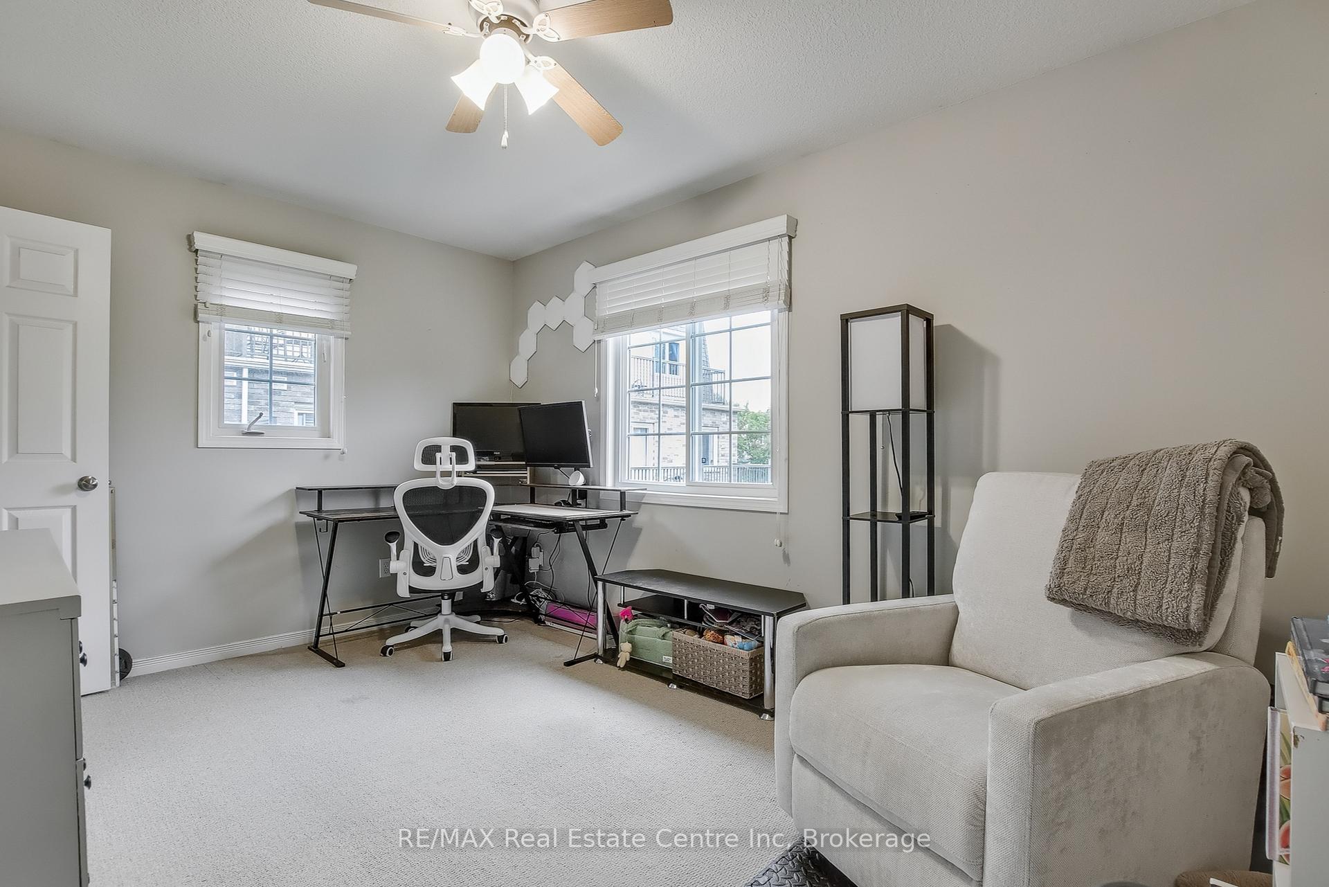 Photo 37 of Unit 33, 35 Mountford Drive, Guelph, Grange Road — HOMEH