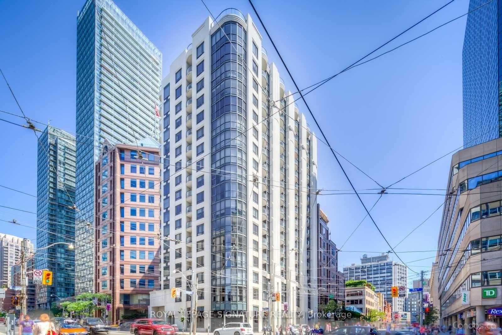 Front of Unit 1602, 801 Bay Street