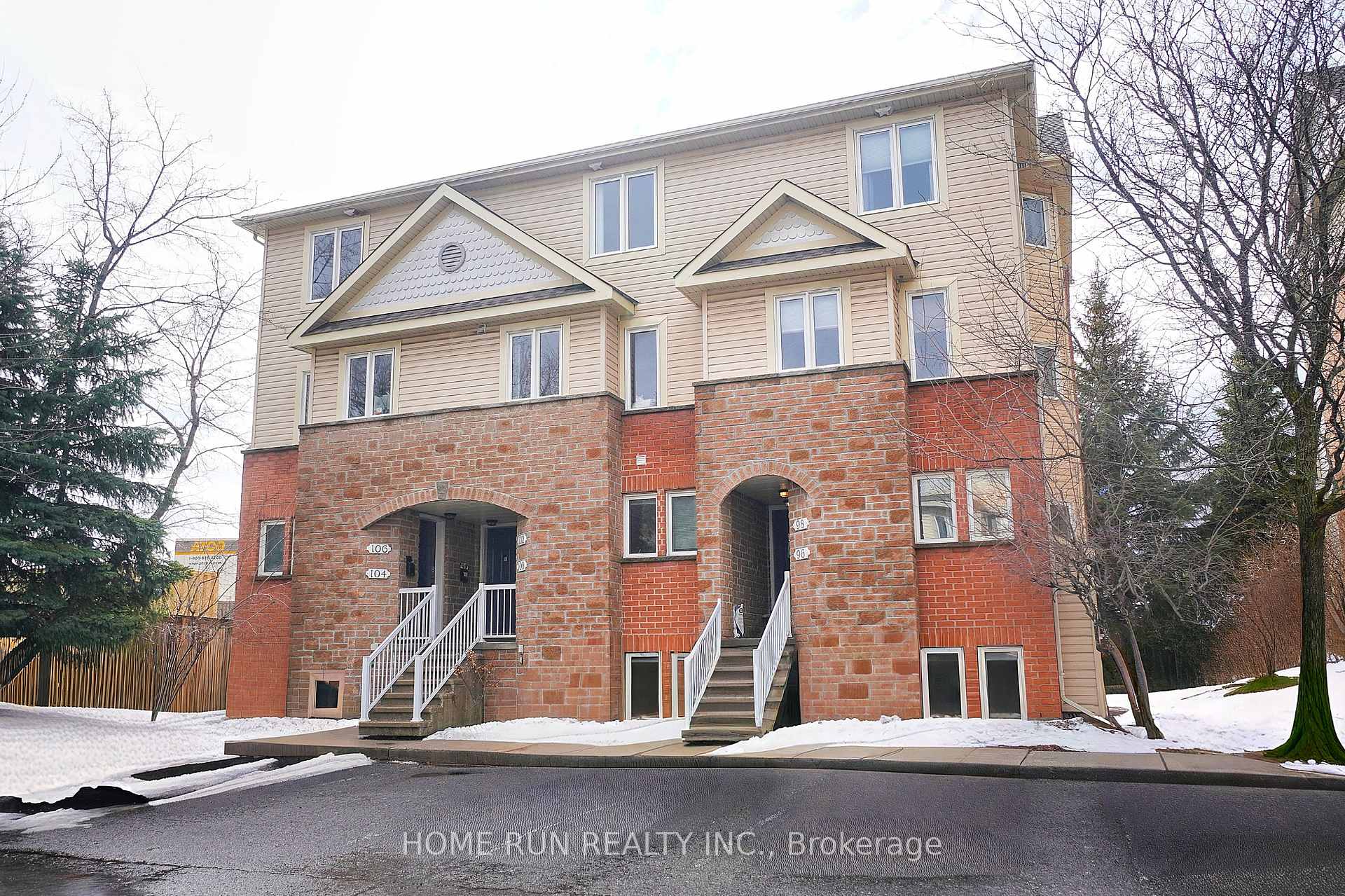 Photo 1 of 96 Strathaven Private, Ottawa, Cyrville — HOMEH