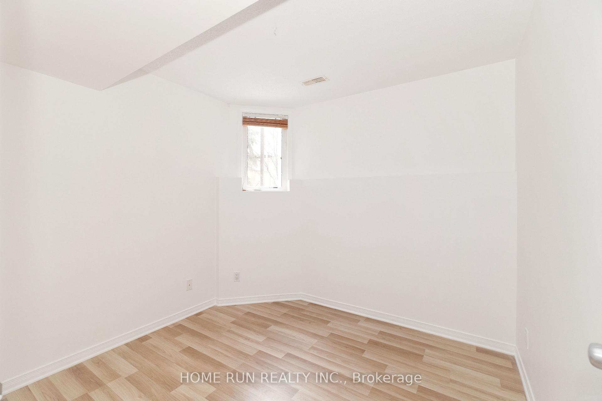Photo 20 of 96 Strathaven Private, Ottawa, Cyrville — HOMEH