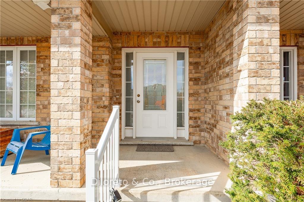 Photo 5 of Unit 46, 20 Shackleton Drive, Guelph, Grange Road — HOMEH