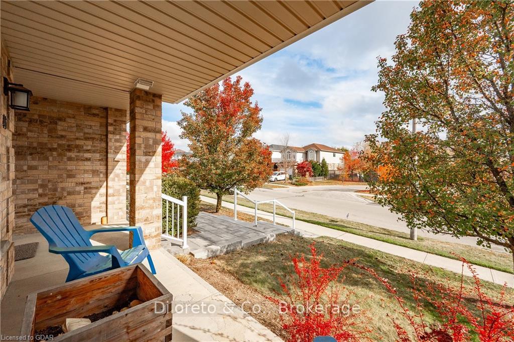 Photo 6 of Unit 46, 20 Shackleton Drive, Guelph, Grange Road — HOMEH