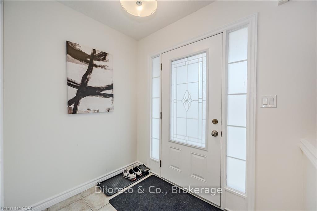 Photo 7 of Unit 46, 20 Shackleton Drive, Guelph, Grange Road — HOMEH