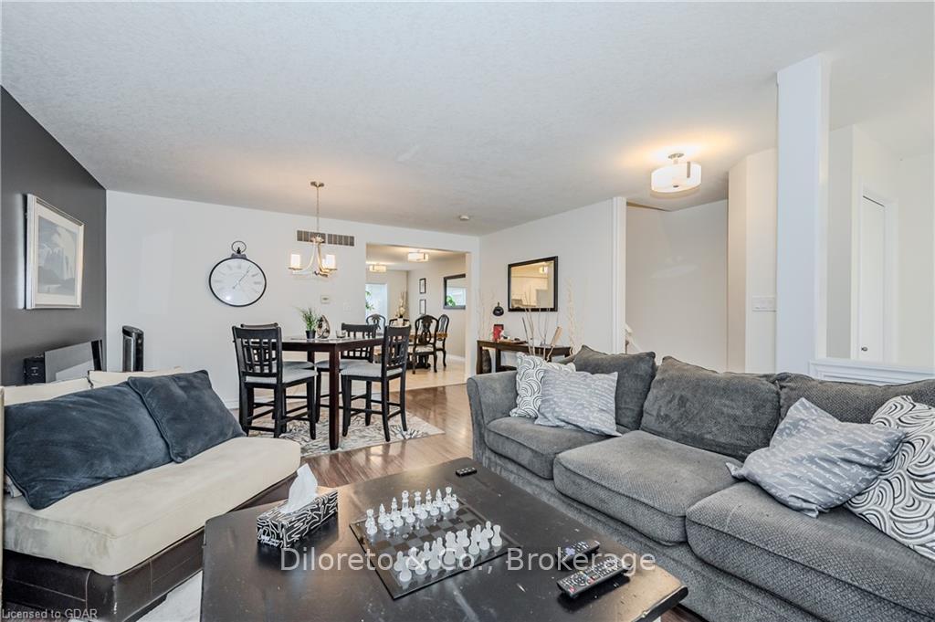 Photo 11 of Unit 46, 20 Shackleton Drive, Guelph, Grange Road — HOMEH