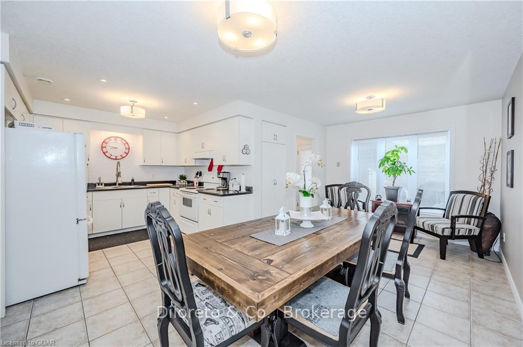 Photo 17 of Unit 46, 20 Shackleton Drive, Guelph, Grange Road — HOMEH