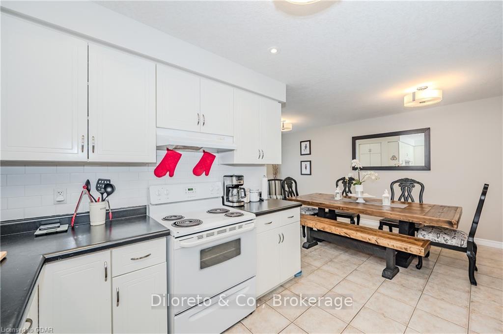 Photo 23 of Unit 46, 20 Shackleton Drive, Guelph, Grange Road — HOMEH