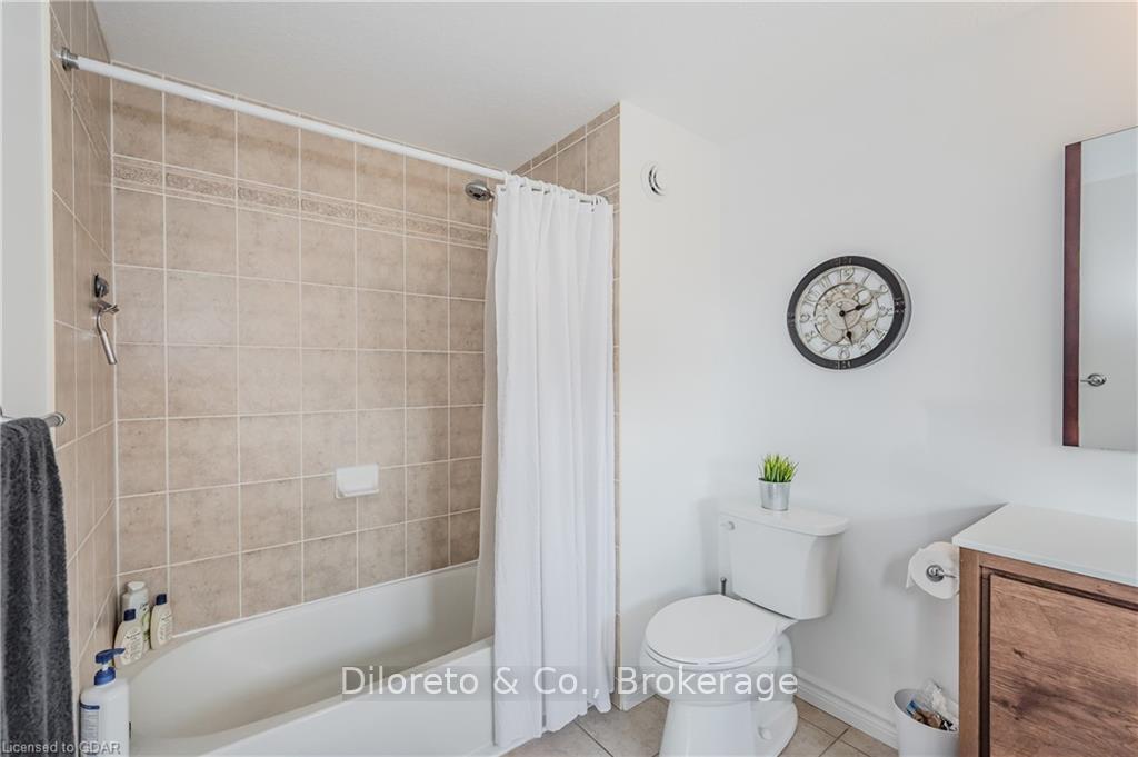 Photo 29 of Unit 46, 20 Shackleton Drive, Guelph, Grange Road — HOMEH