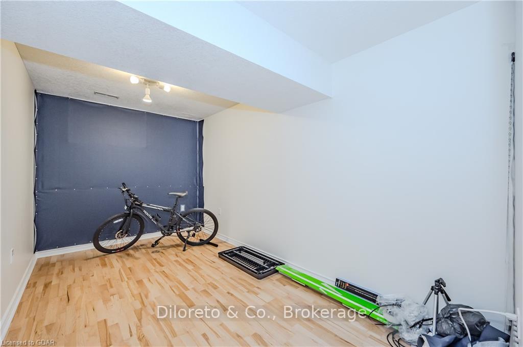 Photo 37 of Unit 46, 20 Shackleton Drive, Guelph, Grange Road — HOMEH