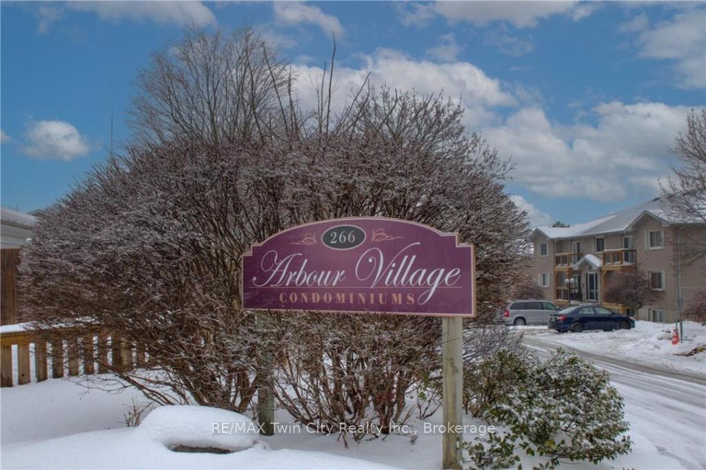 Photo 5 of Unit 210, 266 Overlea Drive, Kitchener — HOMEH