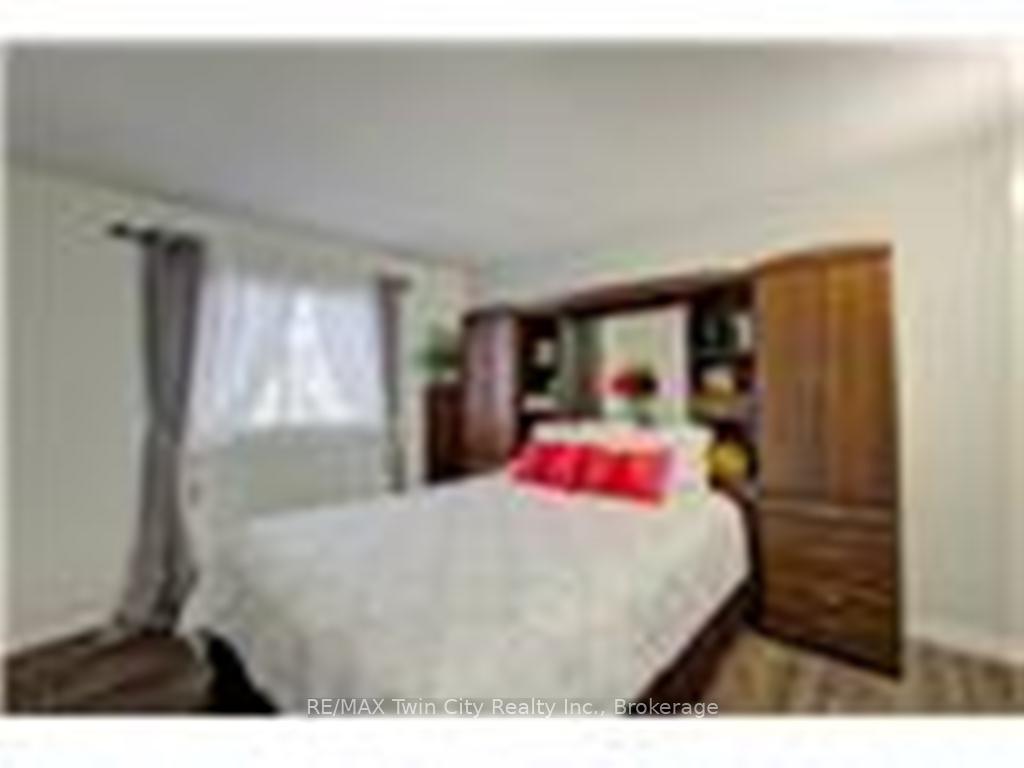 Photo 20 of Unit 210, 266 Overlea Drive, Kitchener — HOMEH