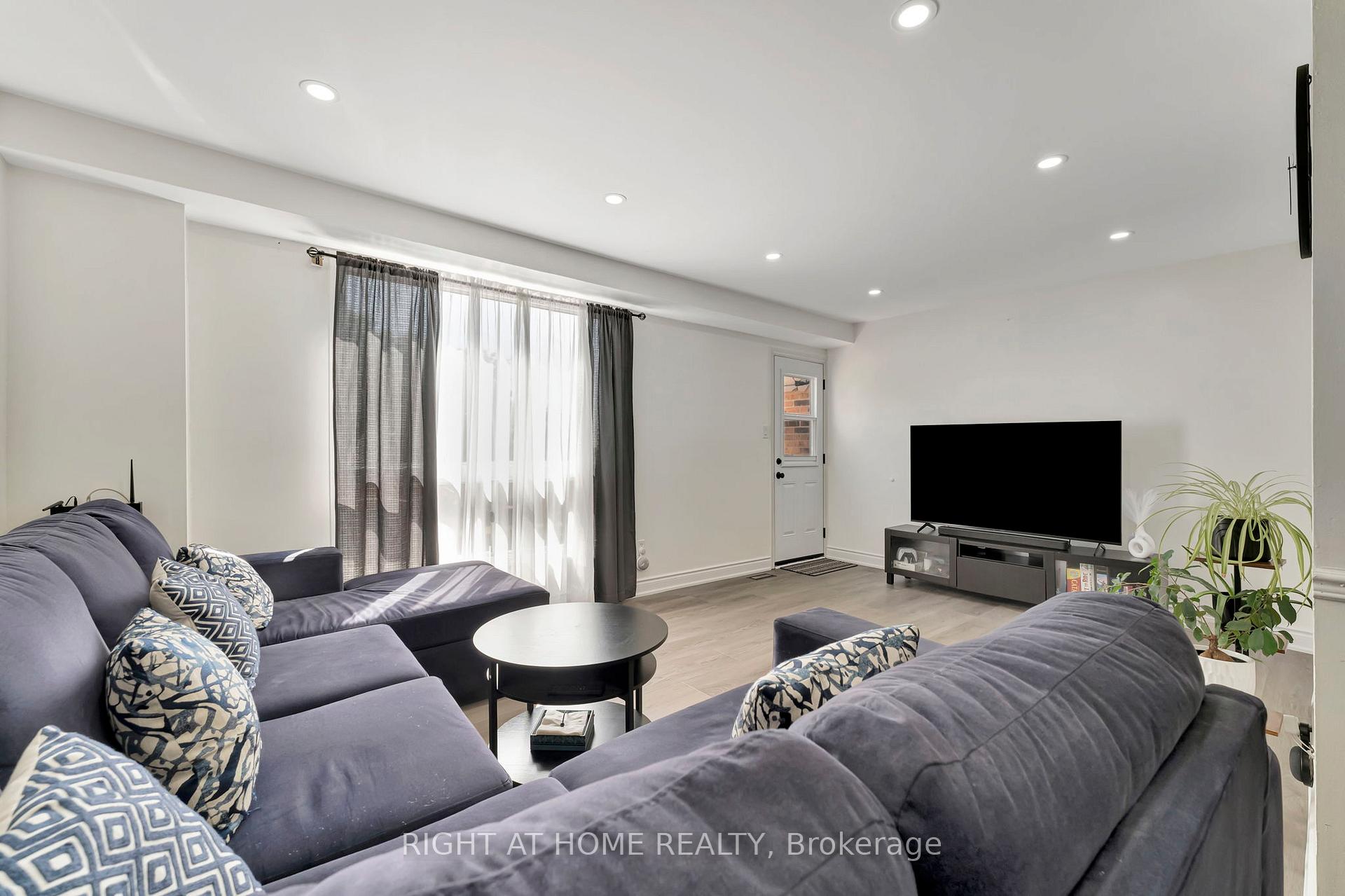 Photo 3 of Unit 37, 175 Cedar Street, Cambridge — HOMEH
