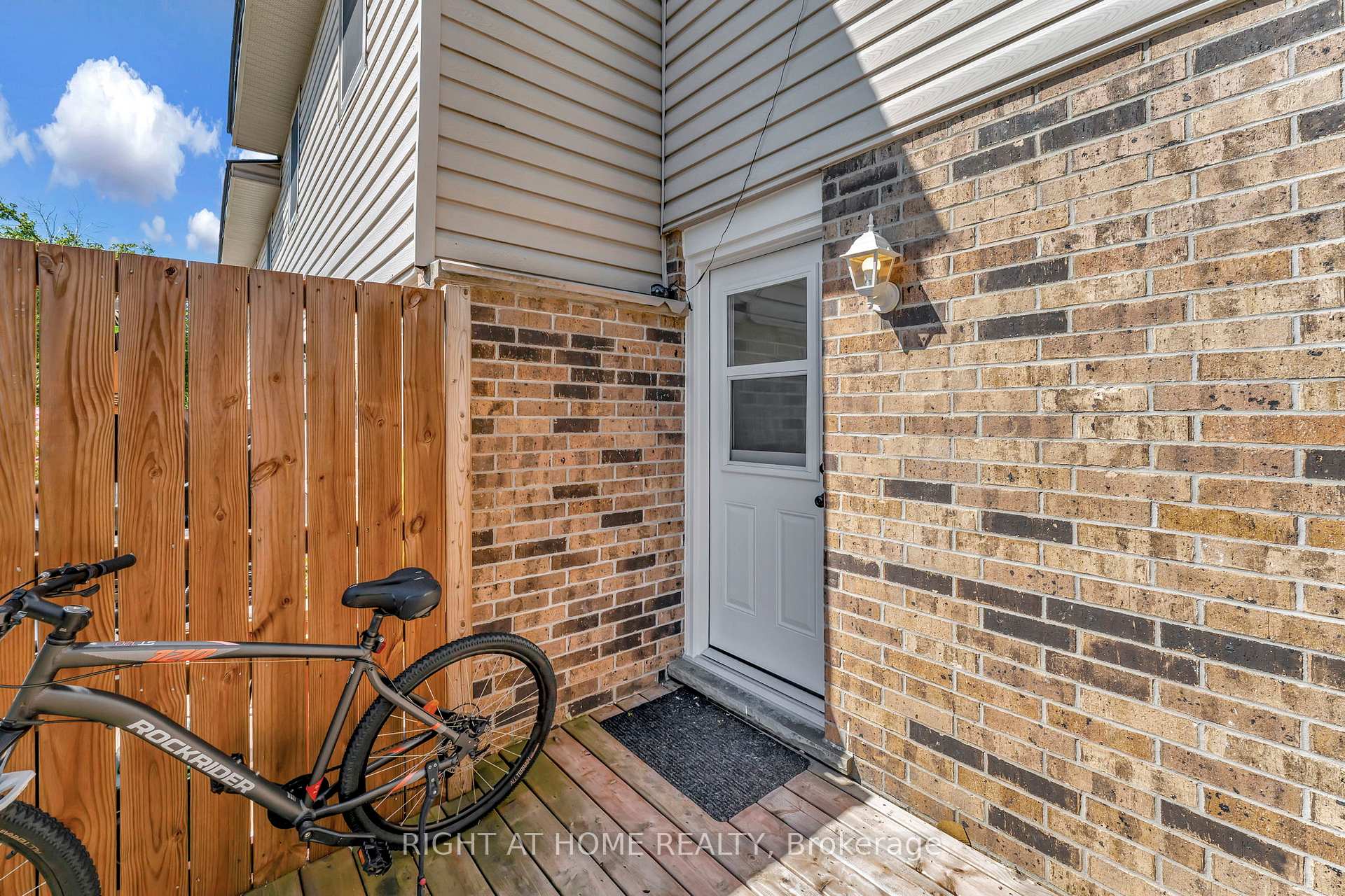 Photo 8 of Unit 37, 175 Cedar Street, Cambridge — HOMEH