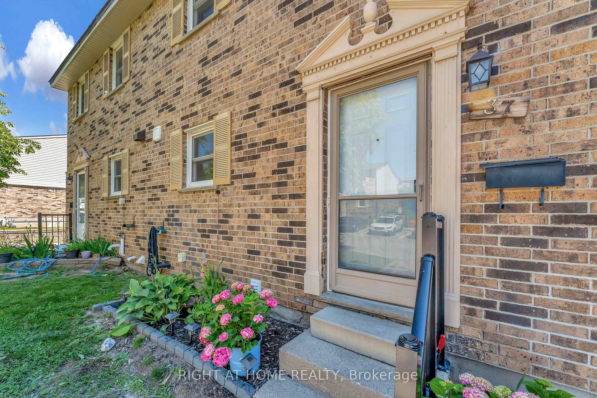 Photo 19 of Unit 37, 175 Cedar Street, Cambridge — HOMEH