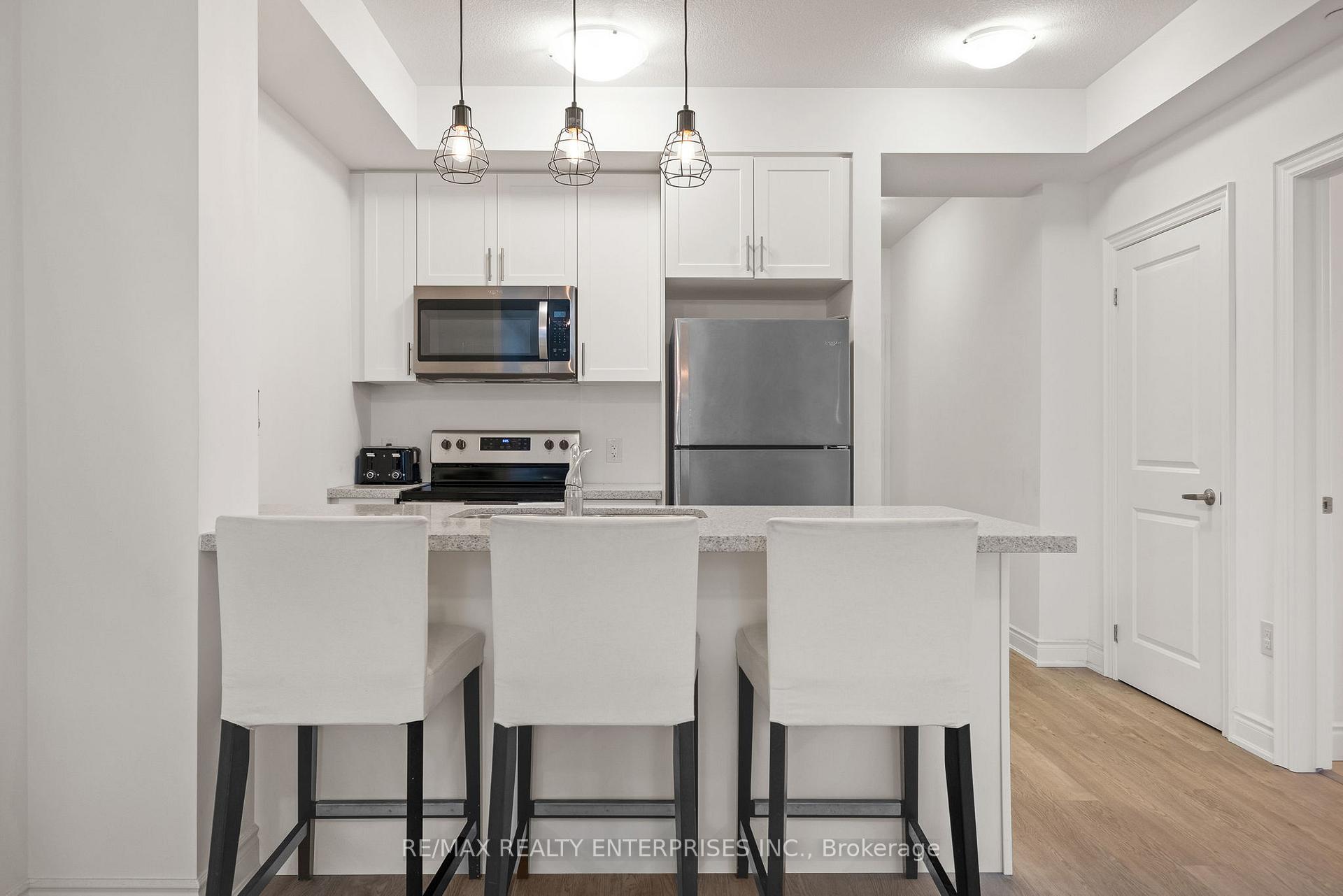 Photo 6 of Unit 806, 450 Dundas Street E, Hamilton, Waterdown — HOMEH