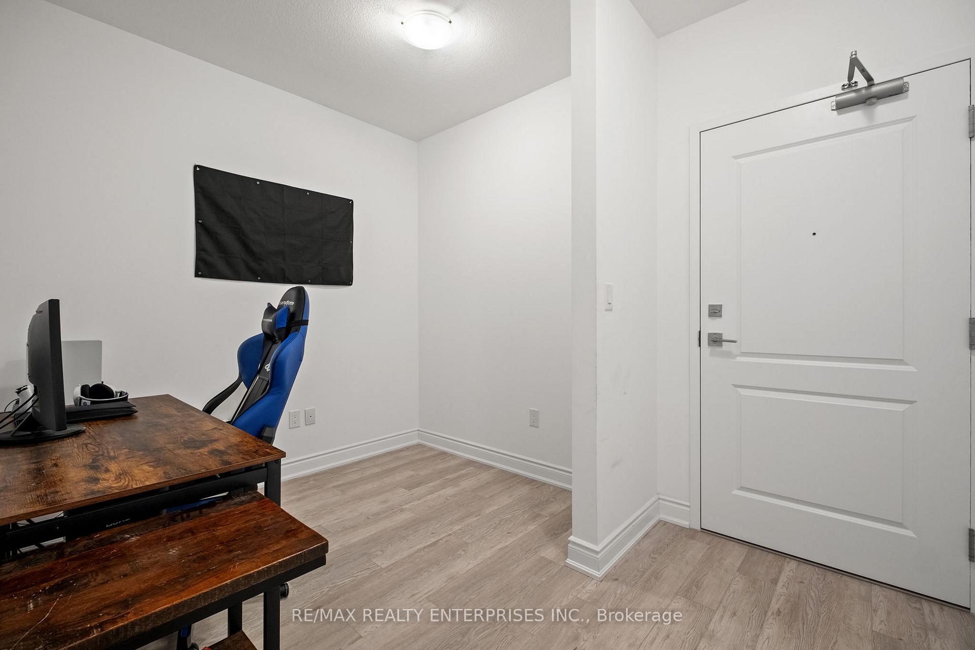 Photo 17 of Unit 806, 450 Dundas Street E, Hamilton, Waterdown — HOMEH